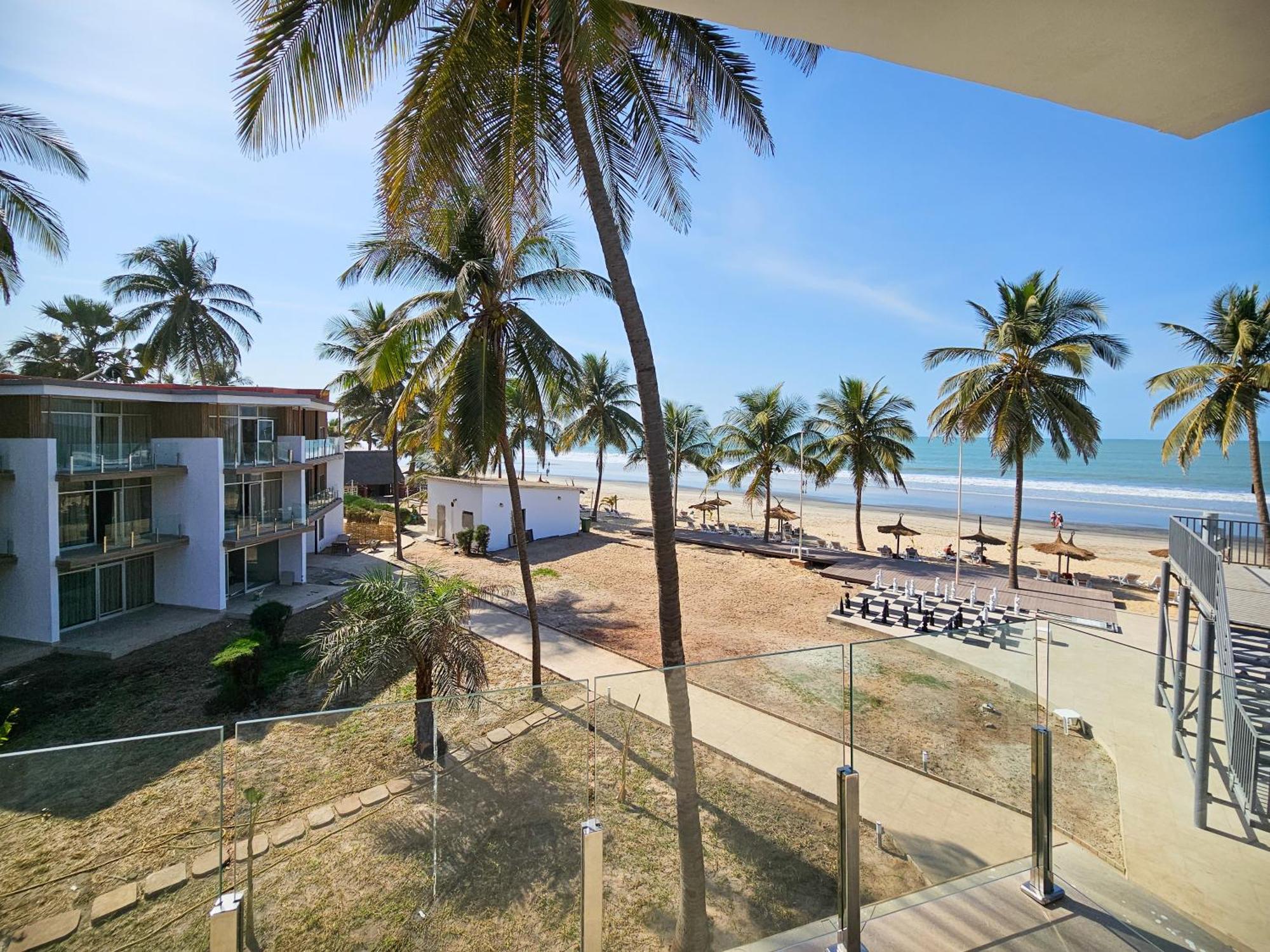 Kombo Beach Resort Serrekunda Dış mekan fotoğraf