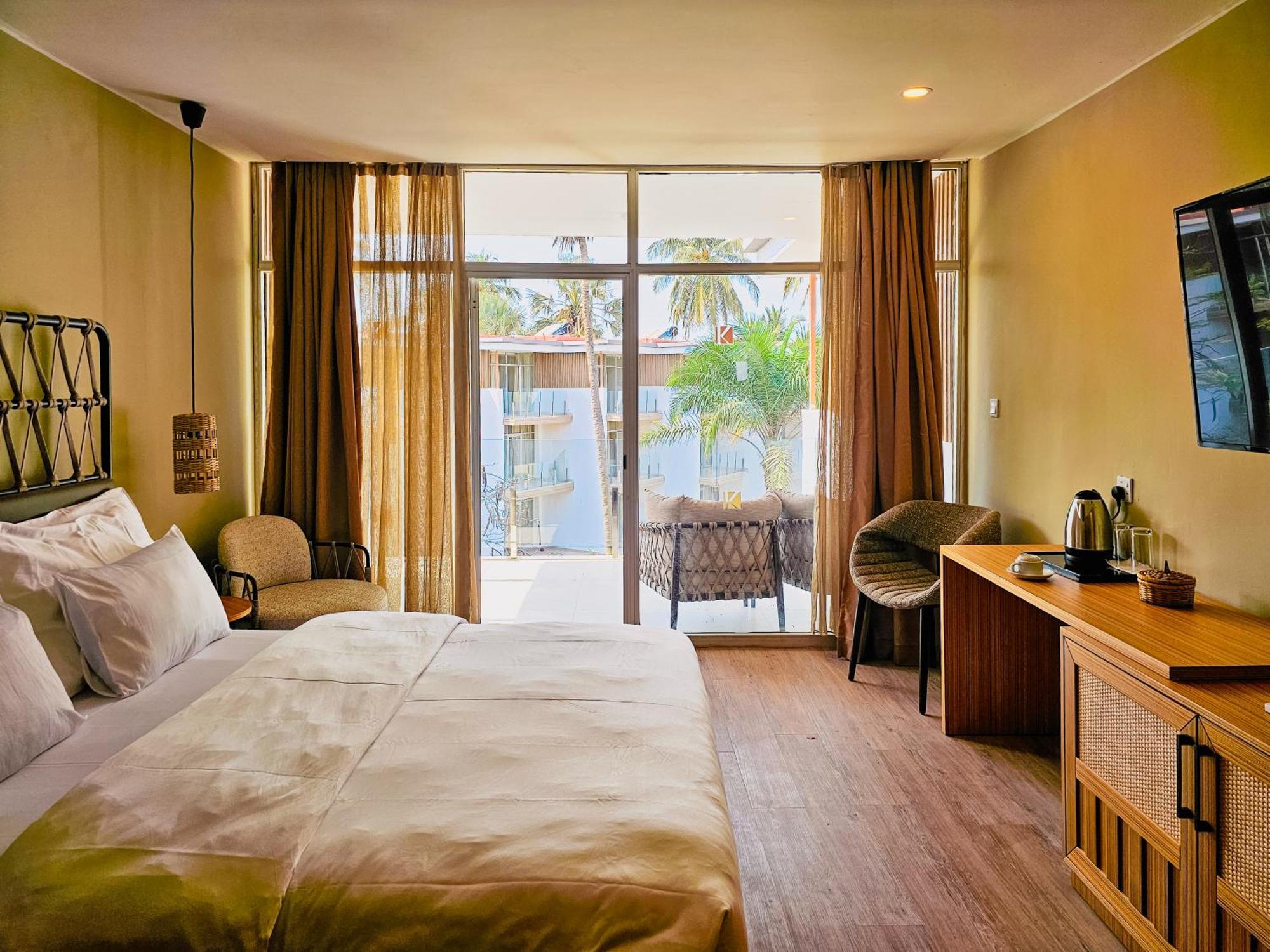 Kombo Beach Resort Serrekunda Dış mekan fotoğraf